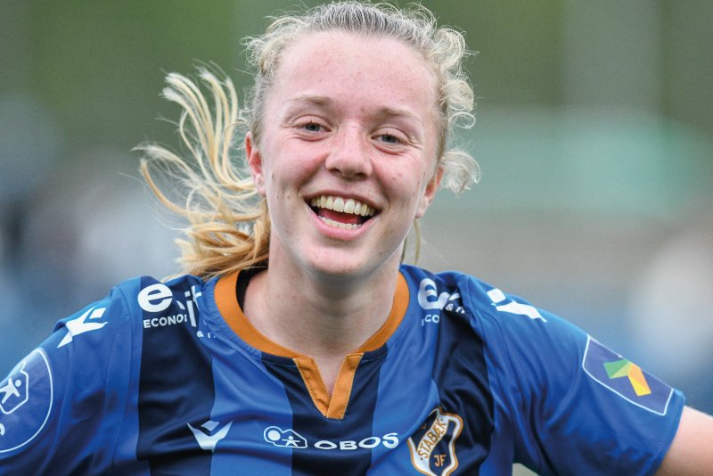 Cornelia og resten av jentene ønsker deg velkommen til Coop Jentefotballens dag 30. august 2019!