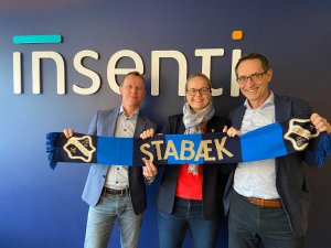 Roy Ebbesen (venstre), avdelingsleder for miljø og HMS i Insenti, Anne-Birgitte Svae-Kvifte, markedssjef i Stabæk Fotball og Bjørn Grepperud adm. direktør i Insenti AS.
