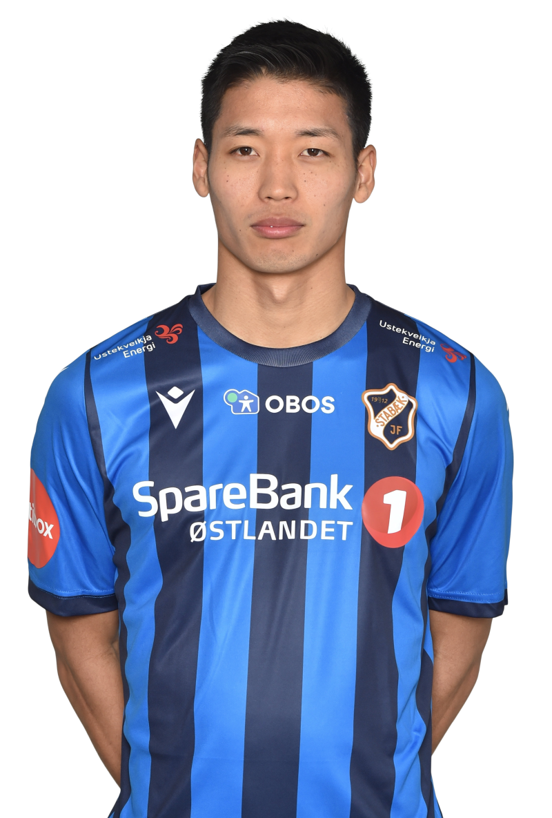 Kosuke Kinoshita i Stabæks nye hjemmedrakt.