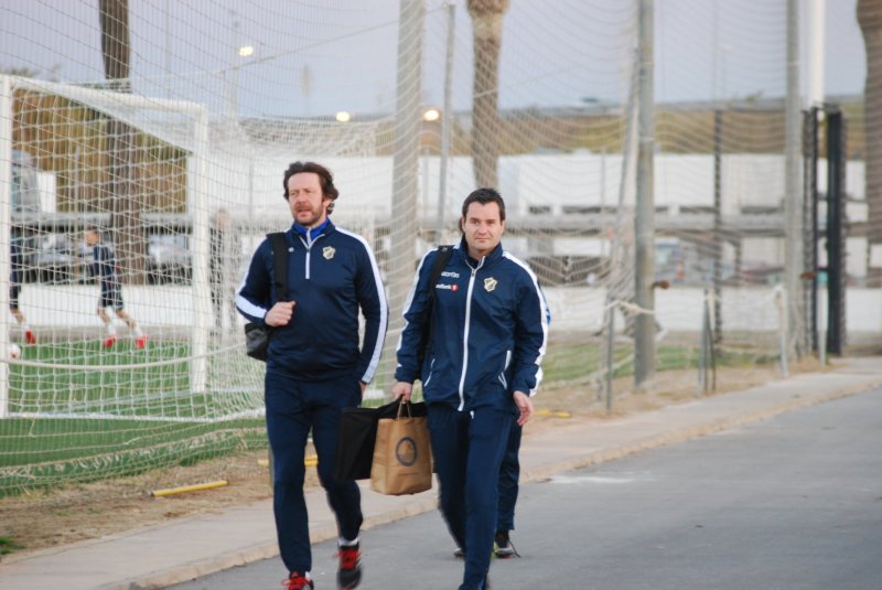 Øystein Garborg sammen med trenermakker Jarle Hellesnes.