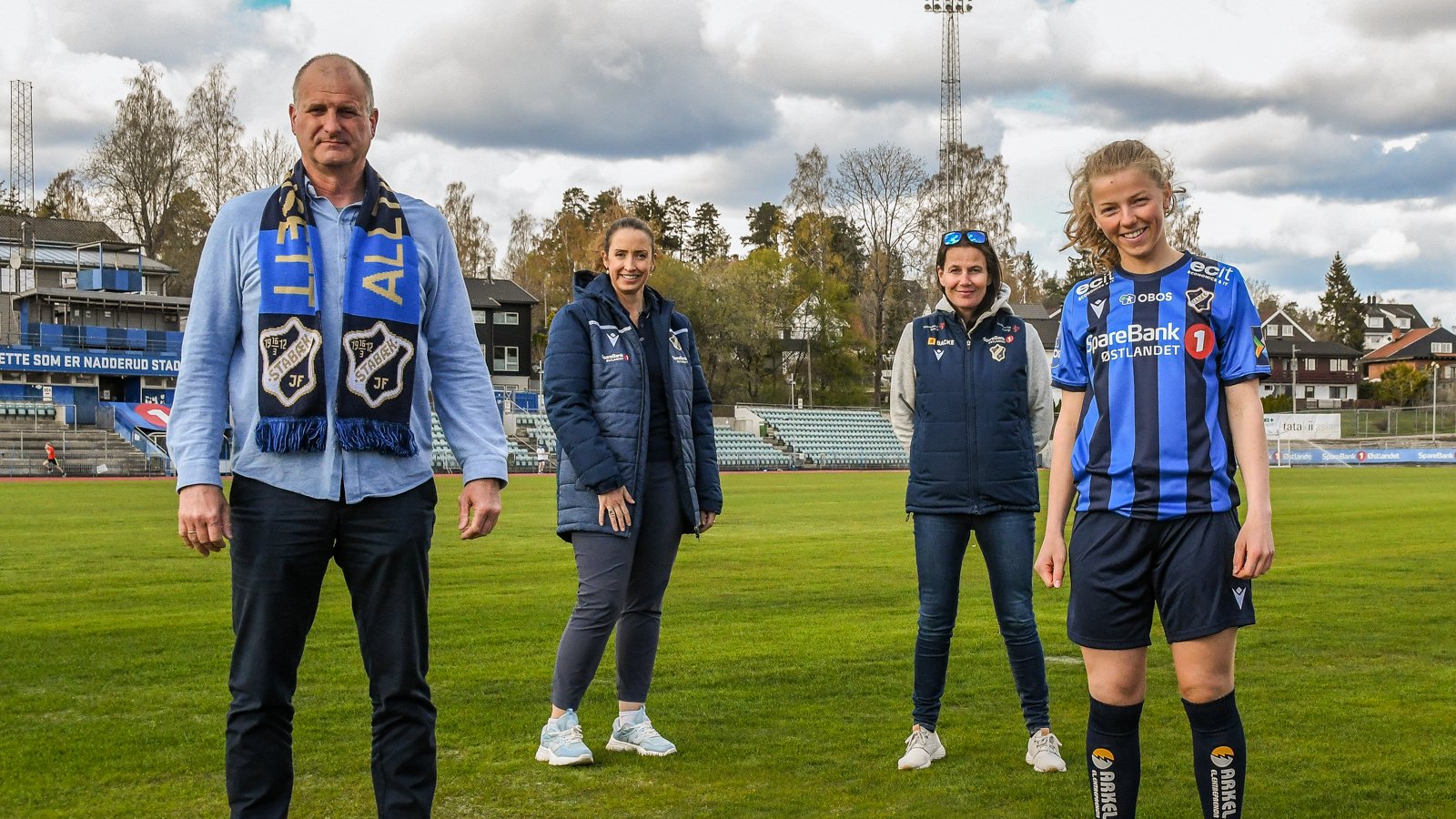 Morten Sagen, Arkel, og Stabæks Elizabeth Buch, Veronika Paulmann og Justine Kielland. Foto: Kristian Bjerke