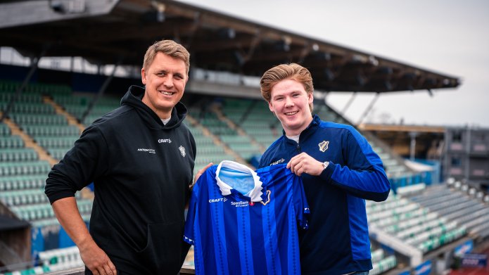  Richard Ferrington (18) forlenger kontrakten